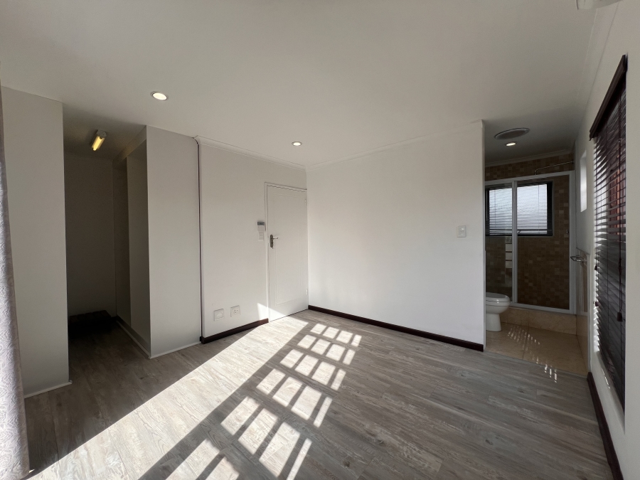 To Let 3 Bedroom Property for Rent in West Beach Western Cape